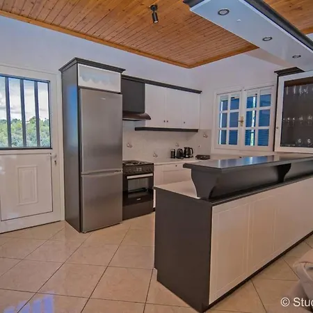 Gerani Maison Agios Aimilianos Beautiful View *